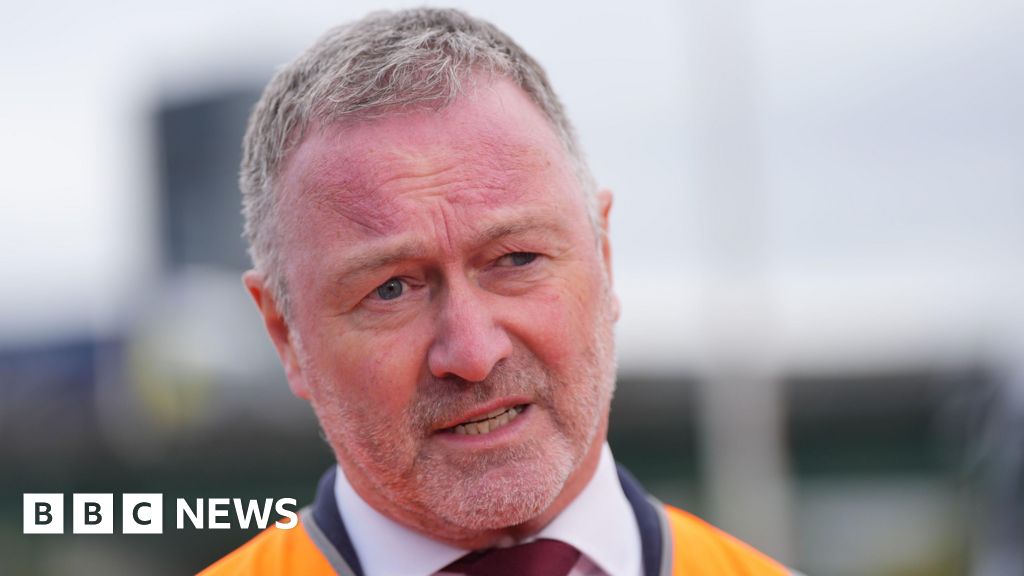 Building of three new towns will start before election, Labour pledges